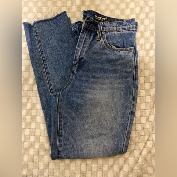 Blank NYC Denim - BlankNYC jeans 
The Madison crop
Sz 27 
BlankNYC jeans